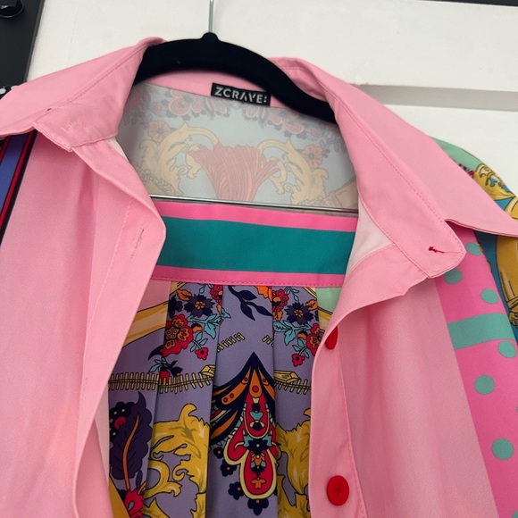 Colorful Women's Patterned Top - Picture 2 of 8